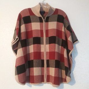 Jones New York women's size S/M plaid poncho